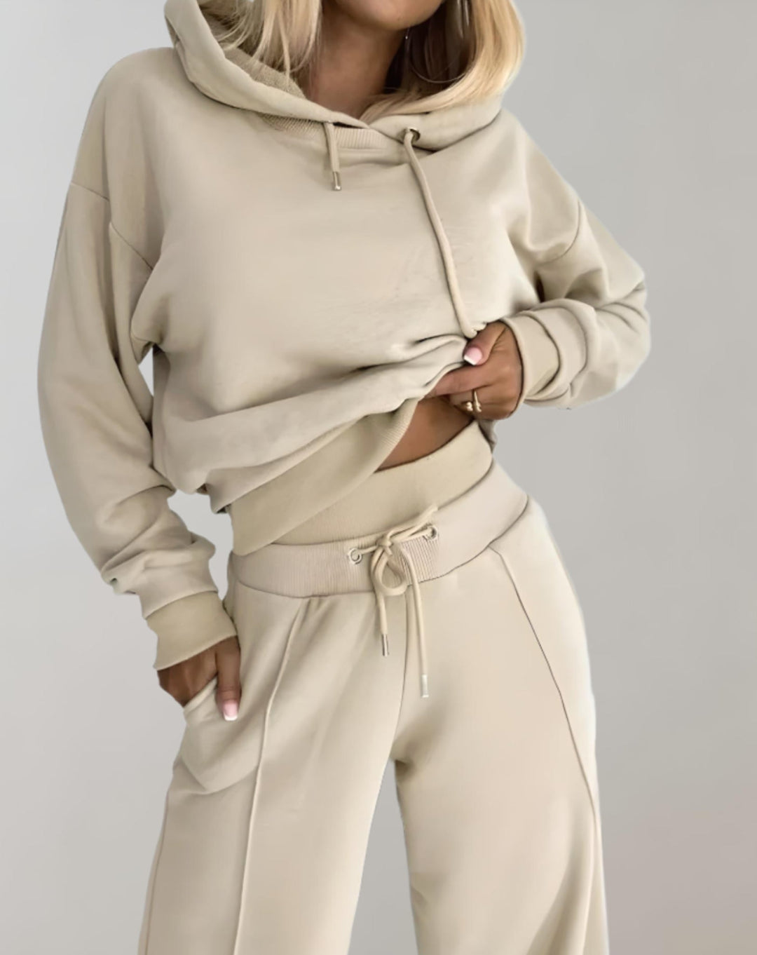 Conjunto de invierno para mujer de ocio con sudadera y jogger
